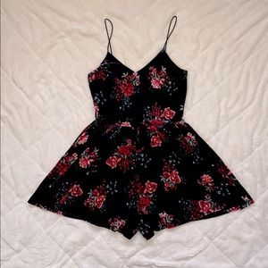 Divided by H&M Velvet Floral Romper Size 6